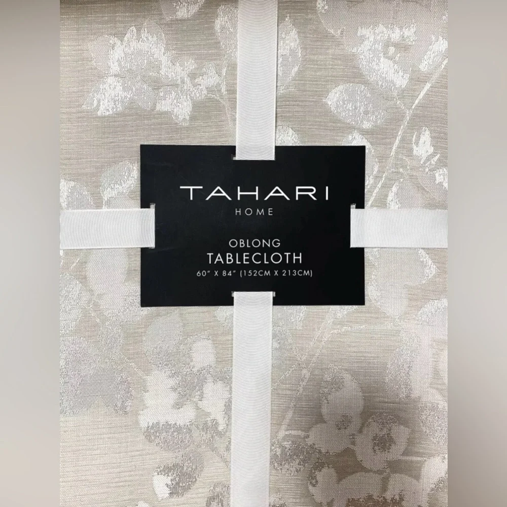 NEW TAHARI TABLECLOTH 60 X 84 GINKO LEAVES MOTIF SATEEN